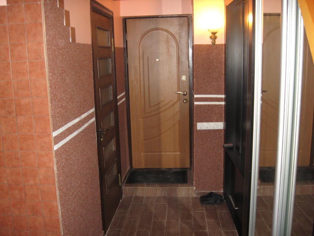 Apartamento Площа Старий Ринок З Балконом Leópolis Exterior foto